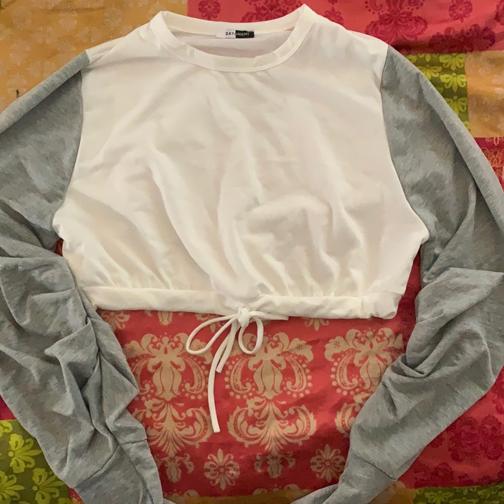 Day n Night Pullover Crop Top